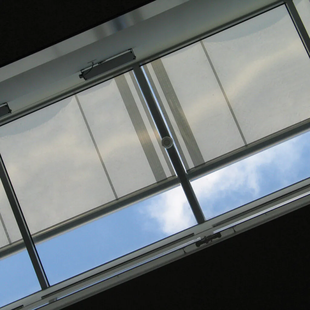 Airomatic instalado em claraboia