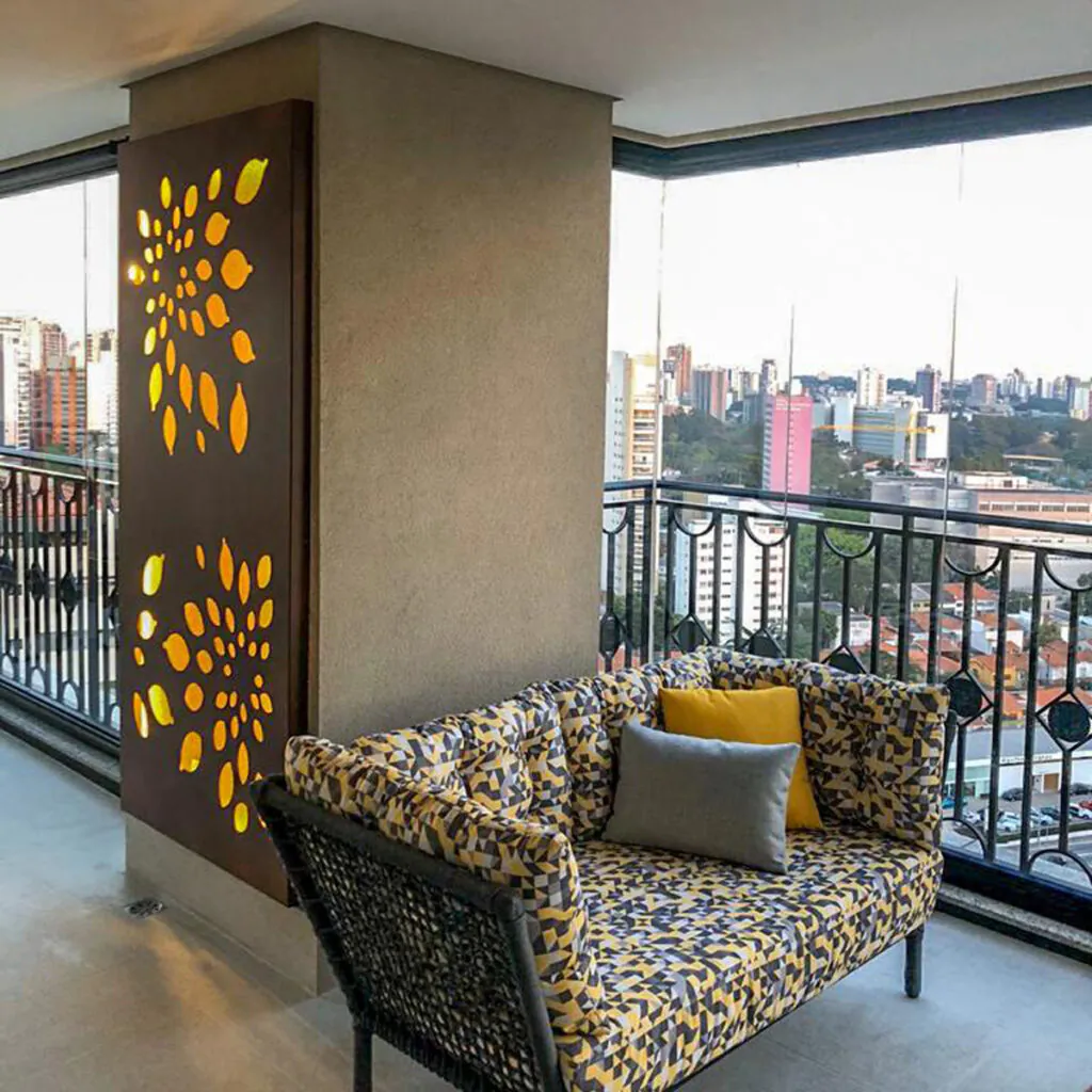 Painel decorativo utilizado como quadro com iluminação interna