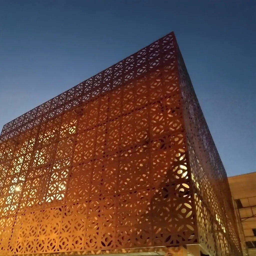 Painéis arquitetônicos sob medida são uma das especialidades da Copato