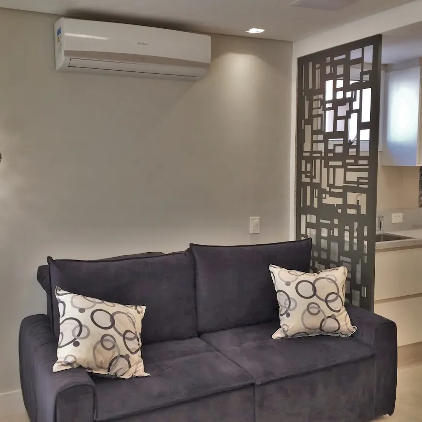 Painel arquitetônico usado para dividir ambientes em projeto residencial