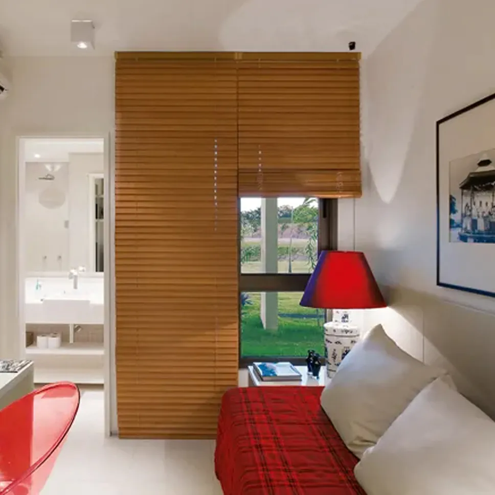 Persiana horizontal sob medida da Copato em madeira
